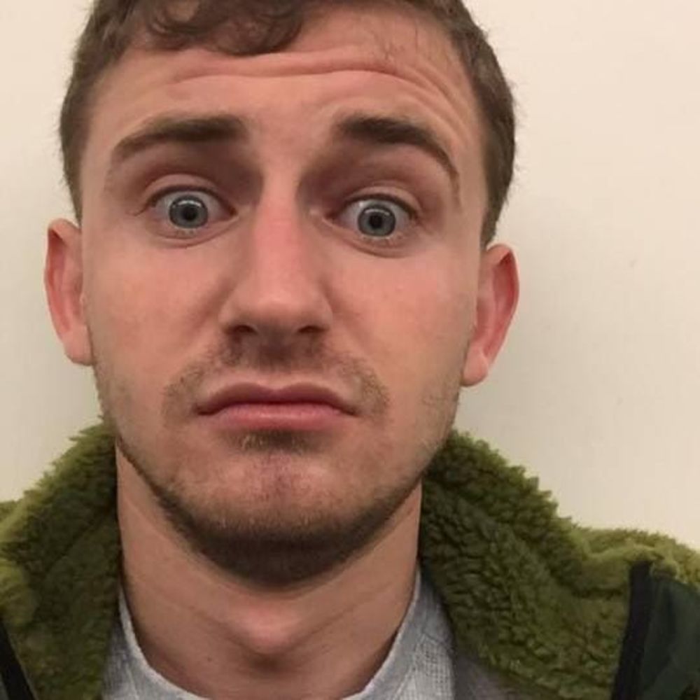 Meet your Posher, Ari